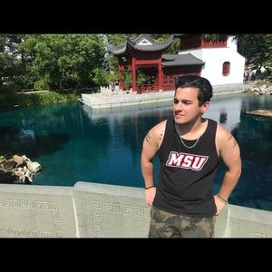 Meet your Posher, James